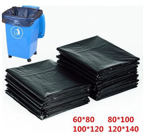 HDPE المواد المسطحة القابلة لإعادة التدوير أكياس القمامة تنقش السطحية اللون الأسود